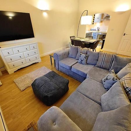 Cosy Central Modern Apartment Нантвич Экстерьер фото